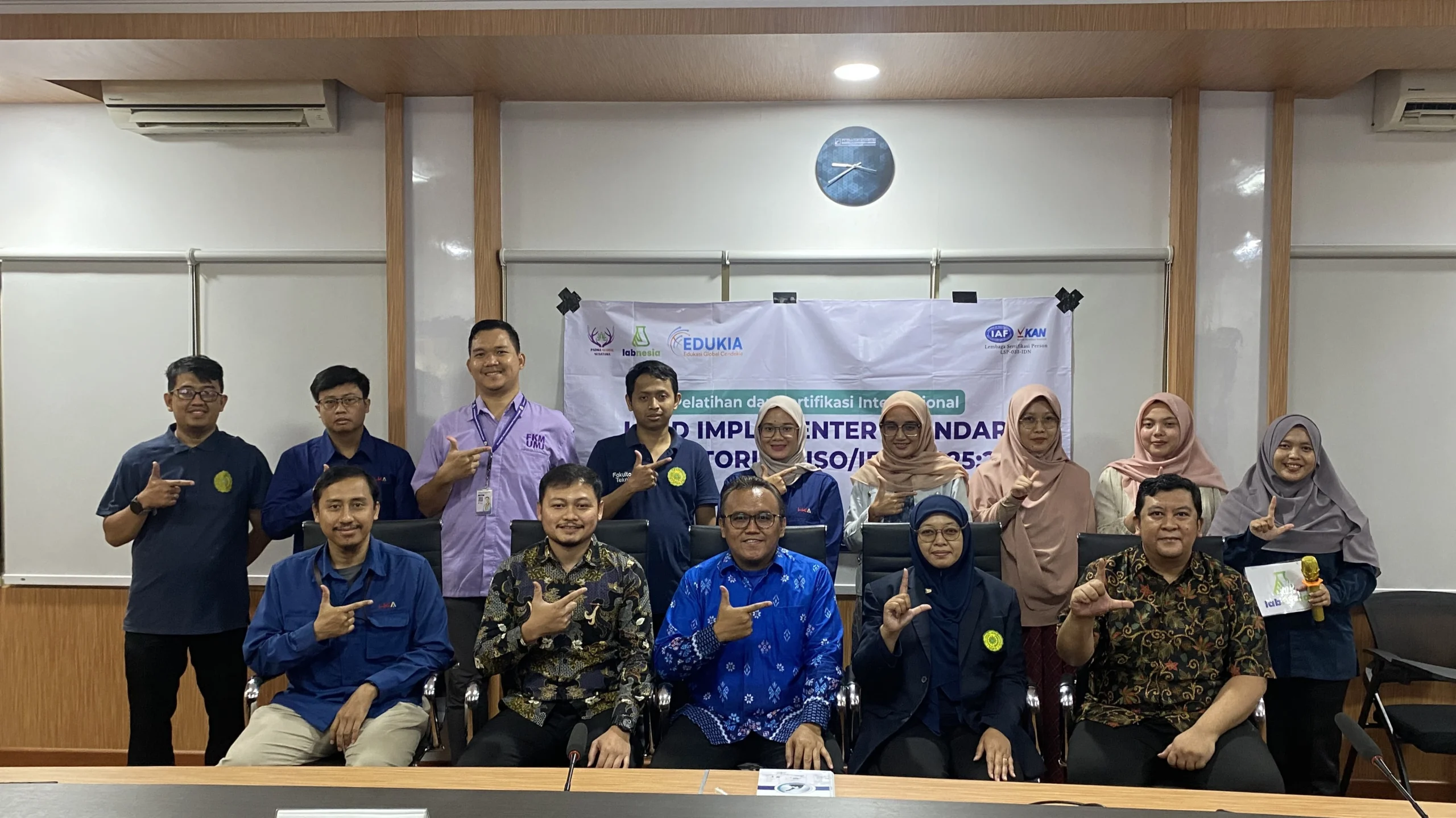 Pelatihan dan Sertifikasi Lead Implementer di UMJ untuk Keahlian Manajemen Laboratorium